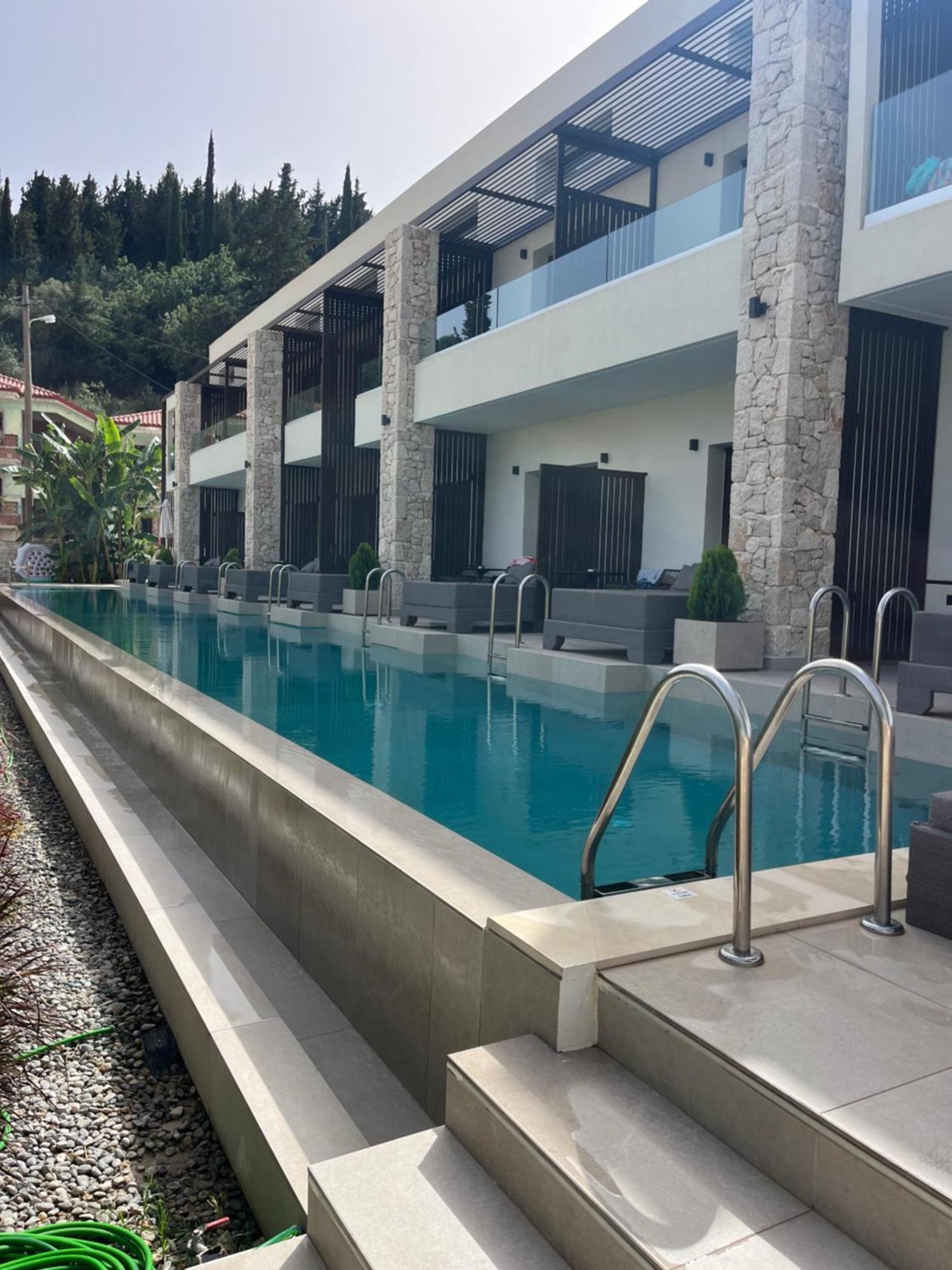 Lango Luxury Living Appartement Sívota Buitenkant foto