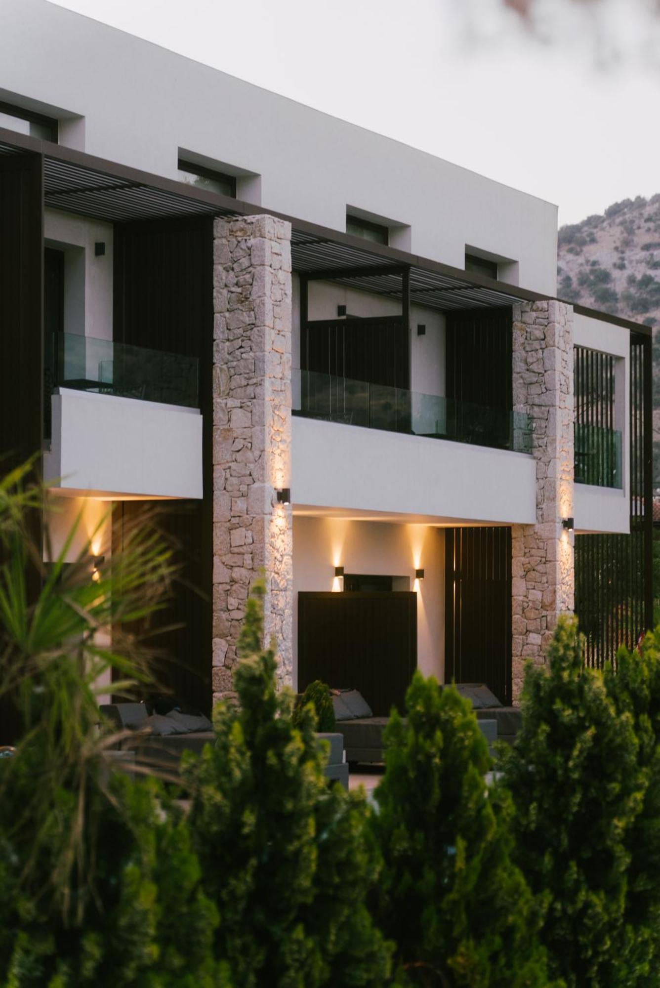 Lango Luxury Living Appartement Sívota Buitenkant foto