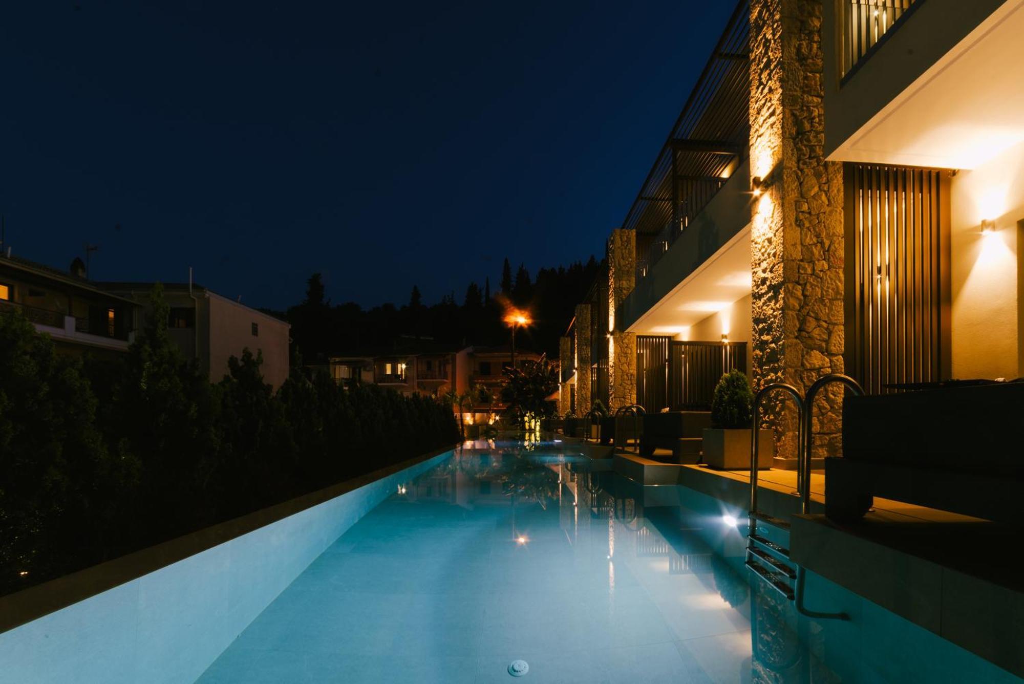Lango Luxury Living Appartement Sívota Buitenkant foto