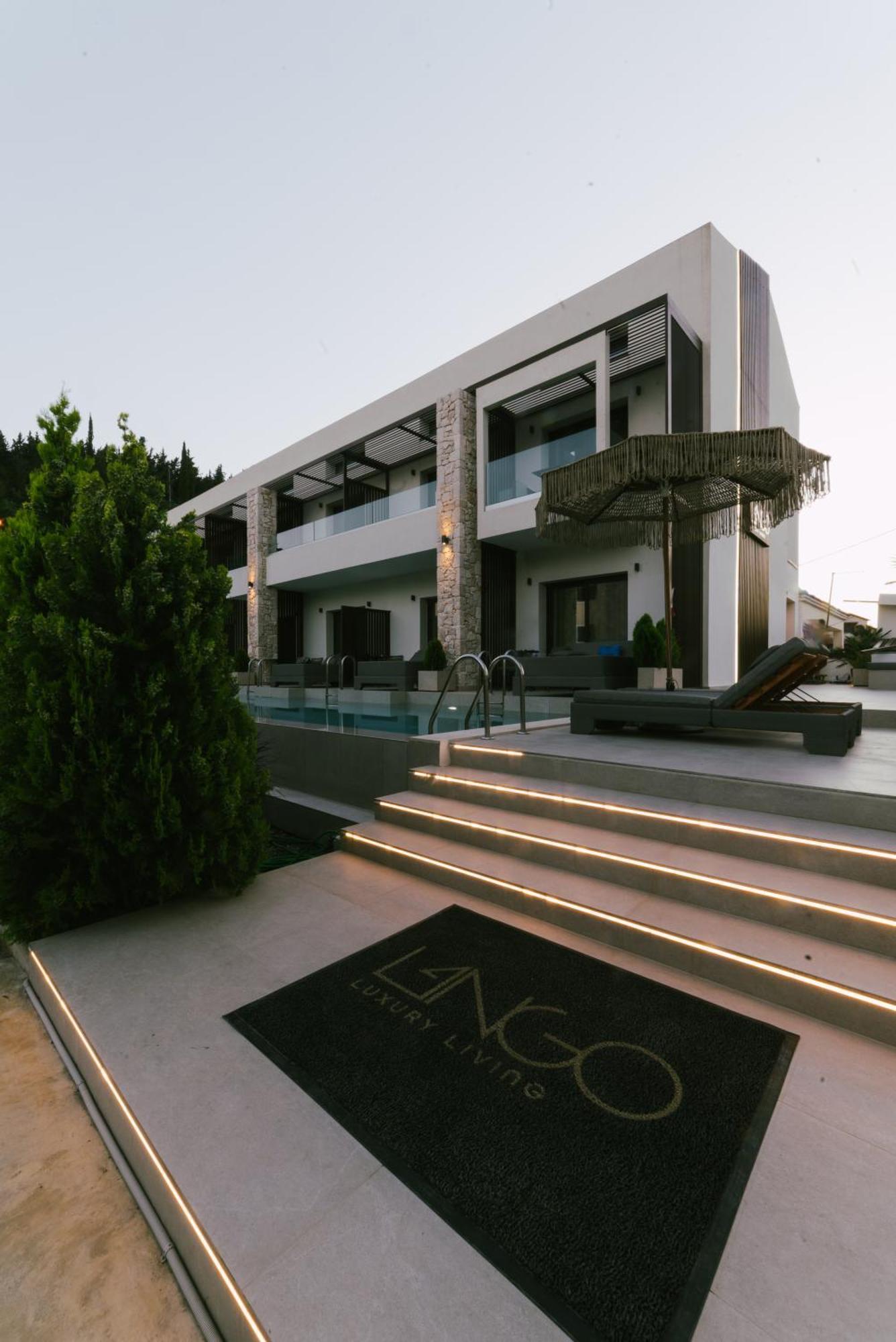 Lango Luxury Living Appartement Sívota Buitenkant foto