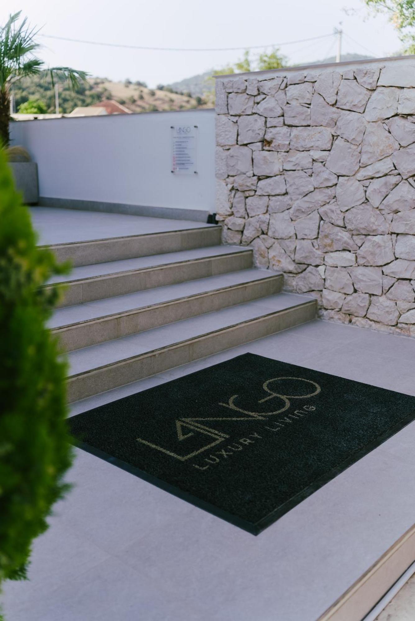 Lango Luxury Living Appartement Sívota Buitenkant foto