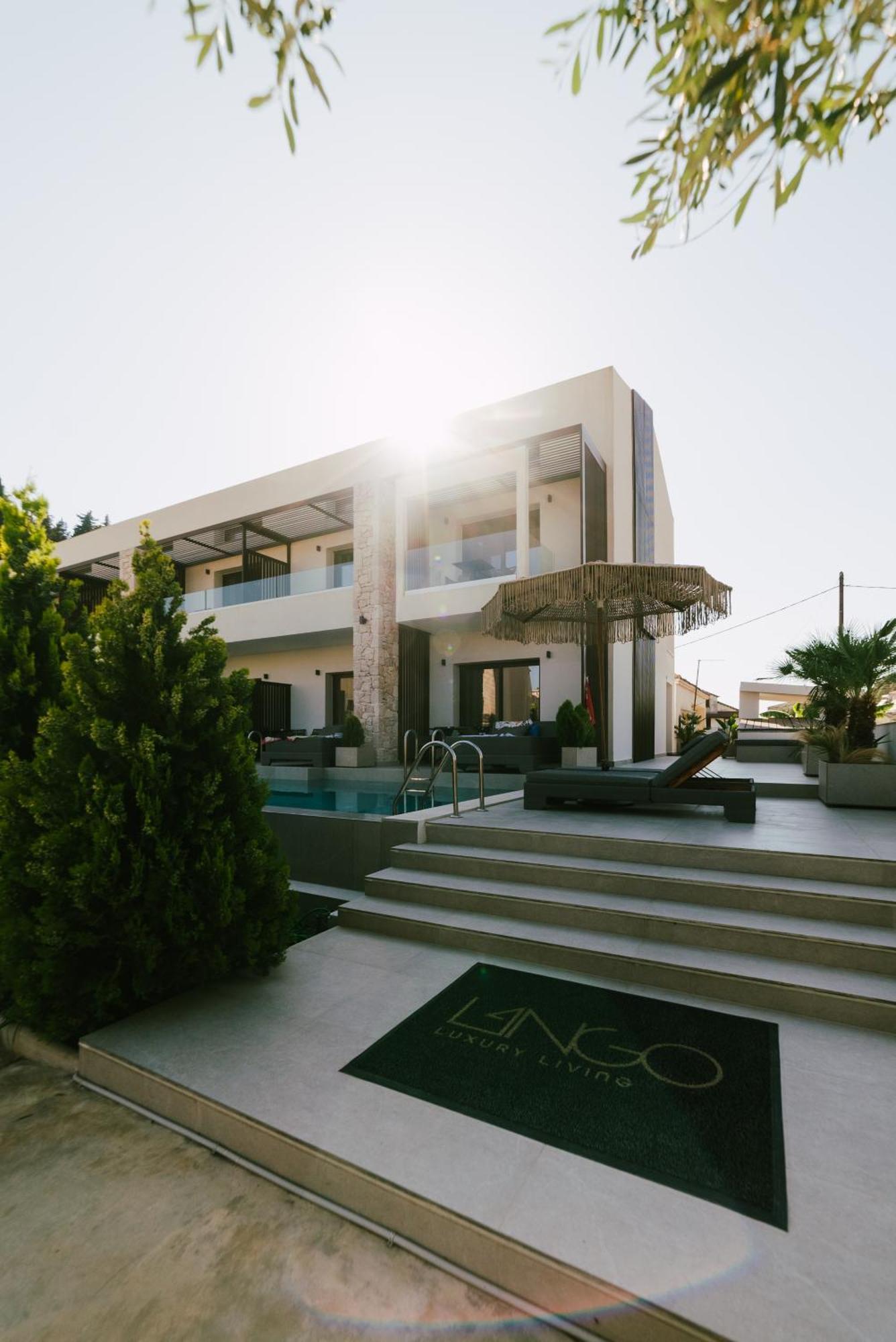 Lango Luxury Living Appartement Sívota Buitenkant foto